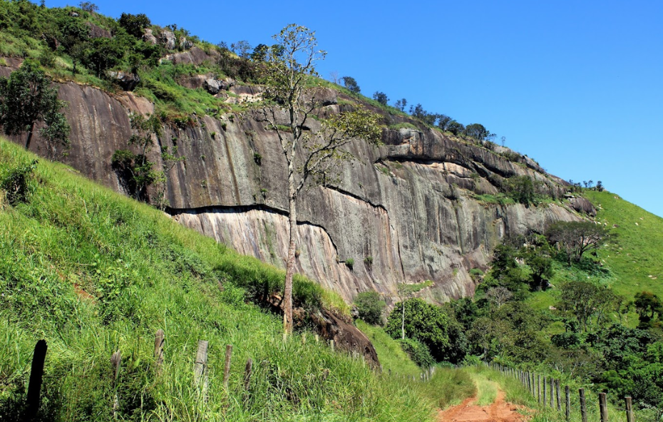 Pedra do Gavião - Ipiabas - Foto 02