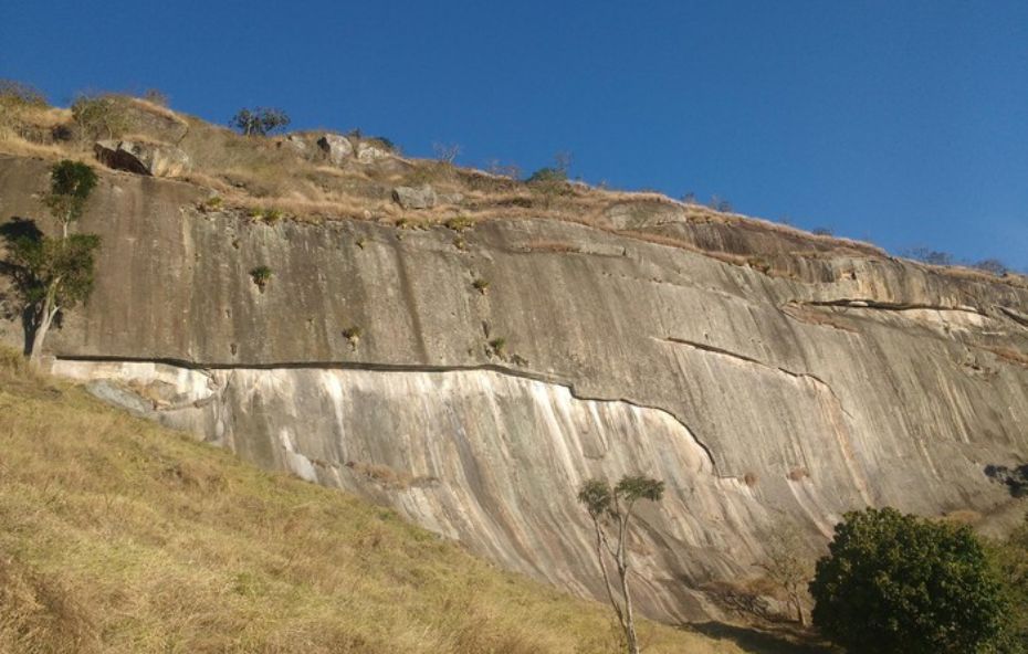 Pedra do Gavião - Pobto Turistico em Barra do Pirai