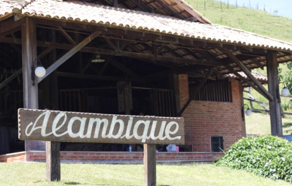 Alambique - Fazenda Ribeirão 01