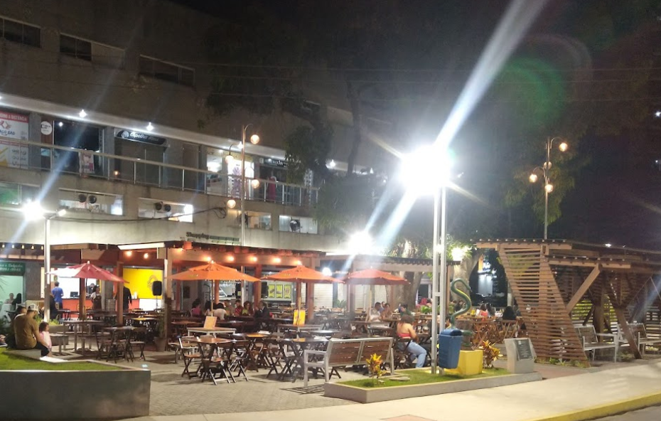 Praça da Cobra Fumando vira point em Barra do Piraí após sua reforma