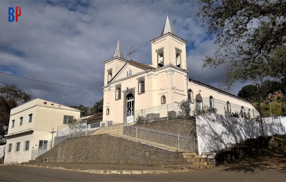 Igreja de São José - (Vargem Alegre) - 01