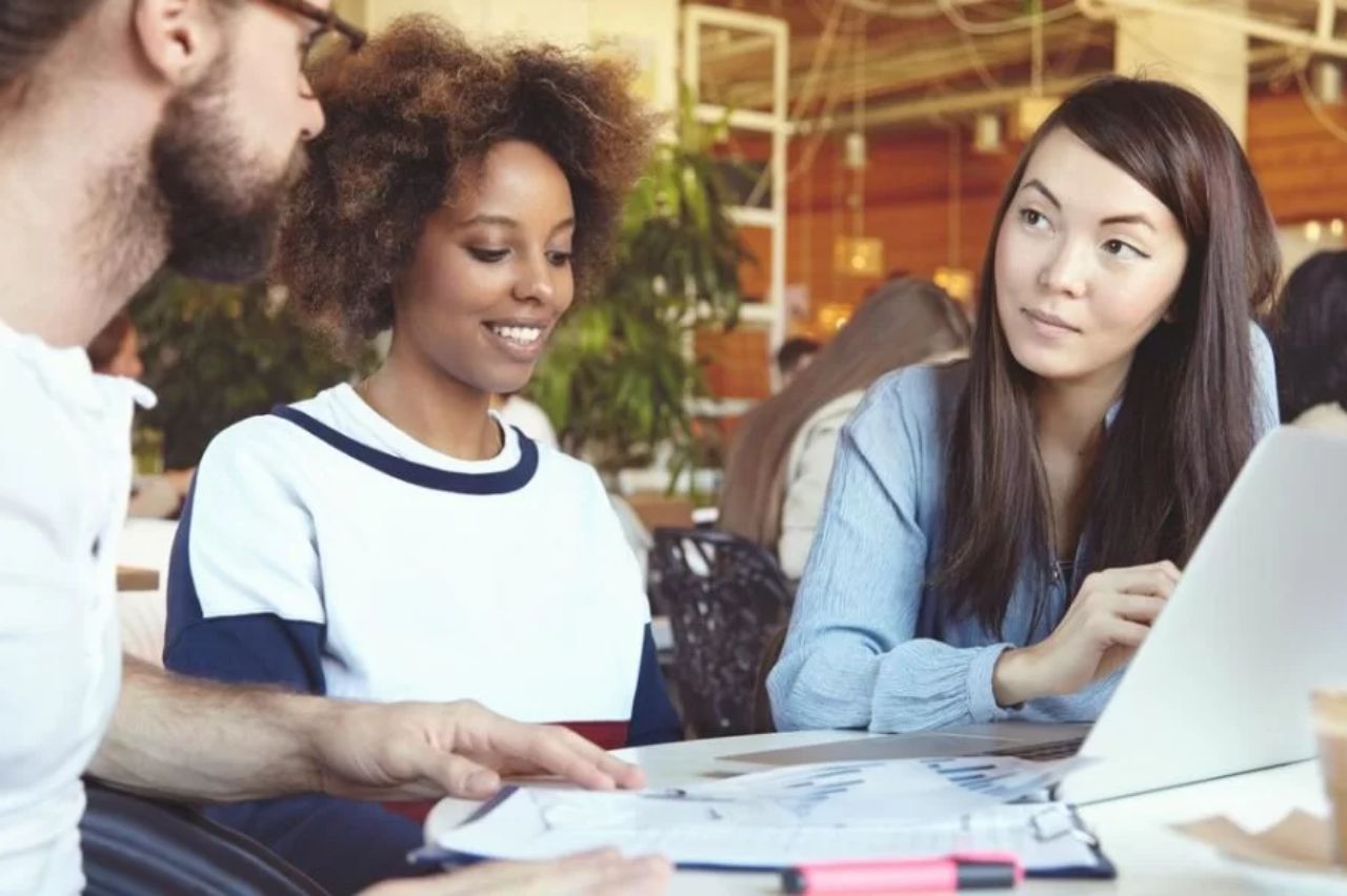 Dicas para jovens que estão começando no mercado de trabalho em Barra do Piraí